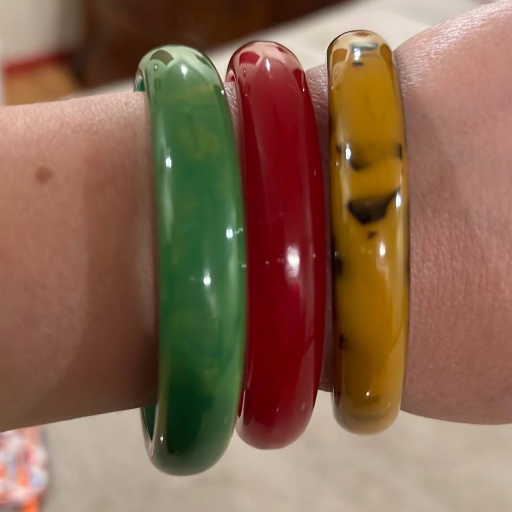 Vintage authentic bakelite